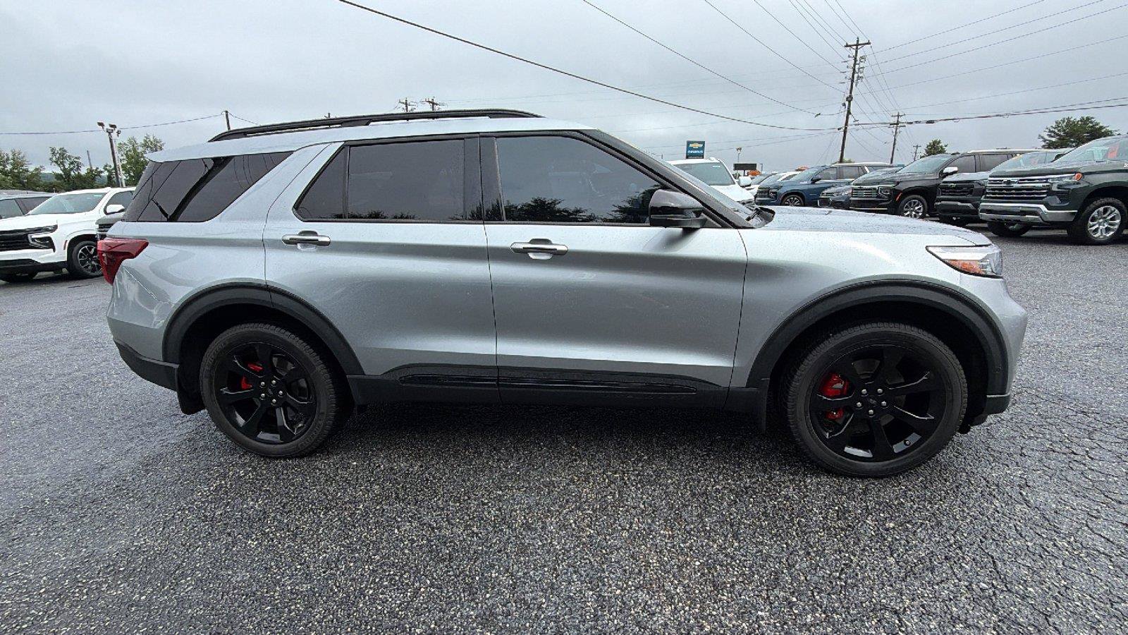 Used 2023 Ford Explorer ST w/ Equipment Group 401A AWD/4WD image 8