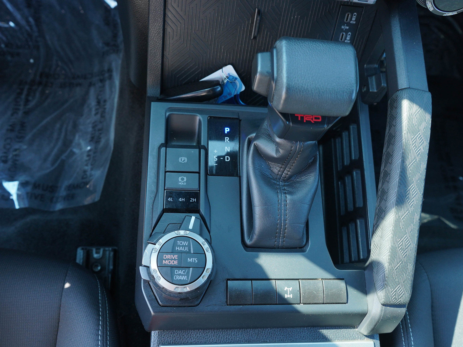 Used 2024 Toyota Tacoma TRD Off-Road AWD/4WD image 23