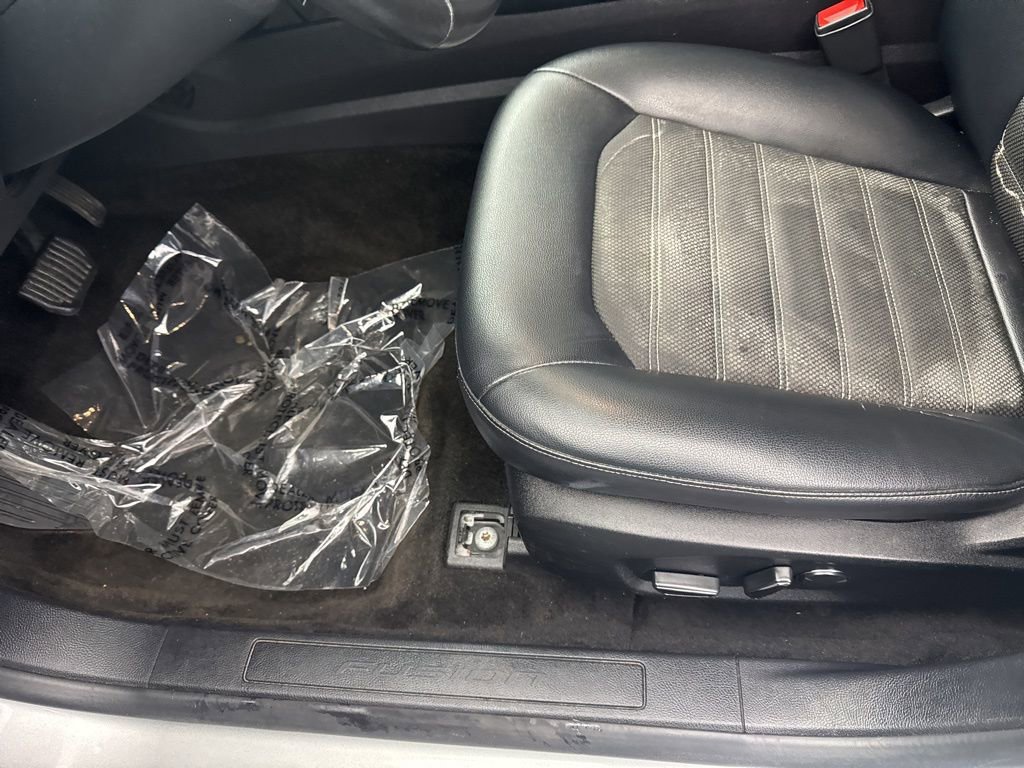 Used 2018 Ford Fusion SE w/ Equipment Group 601A image 30