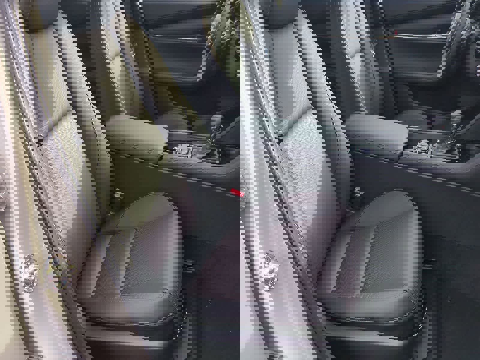 New 2026 MAZDA MAZDA3 Hatchback w/Premium Plus Pkg image 22