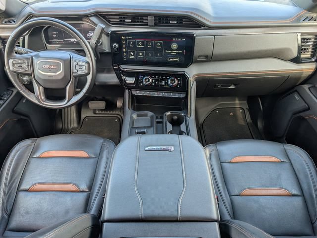 Used 2024 GMC Sierra 2500 AT4 w/ AT4 Preferred Package AWD/4WD image 5