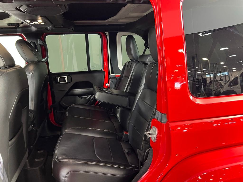 Used 2022 Jeep Wrangler Unlimited Sahara w/ Cold Weather Group image 25