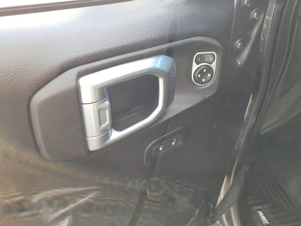 Certified 2023 Jeep Wrangler Sport S image 9