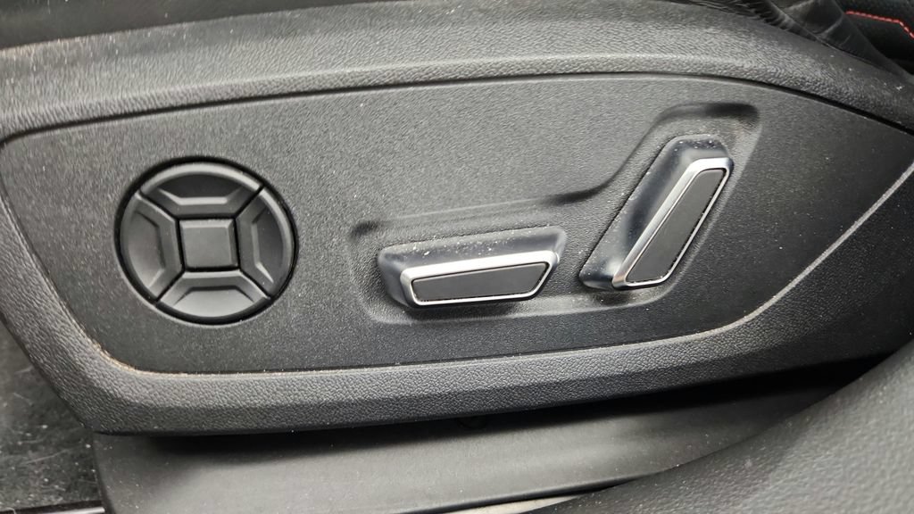Used 2022 Audi RS 6 AWD/4WD image 54