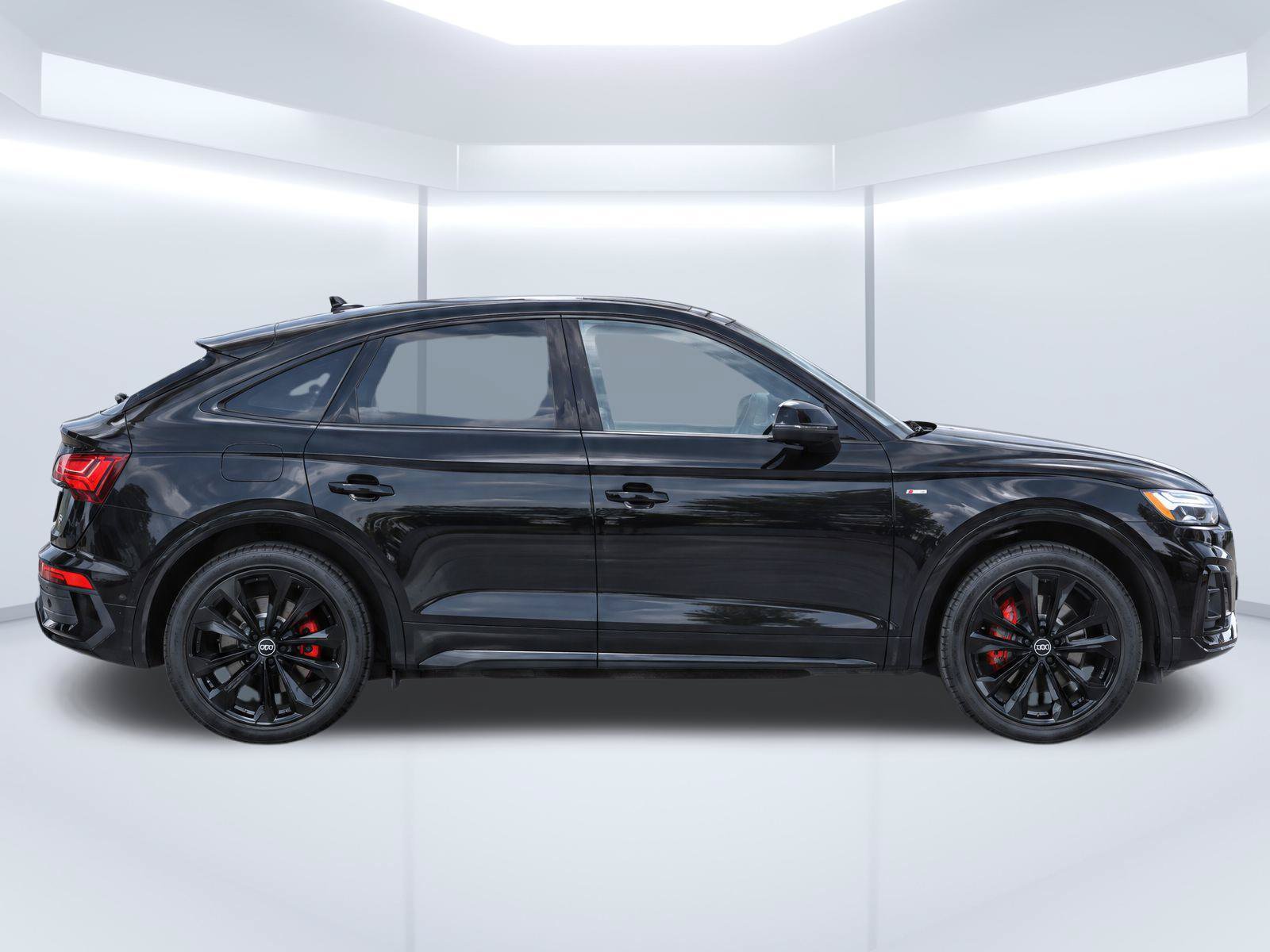 Certified 2023 Audi Q5 2.0T Prestige AWD/4WD image 8