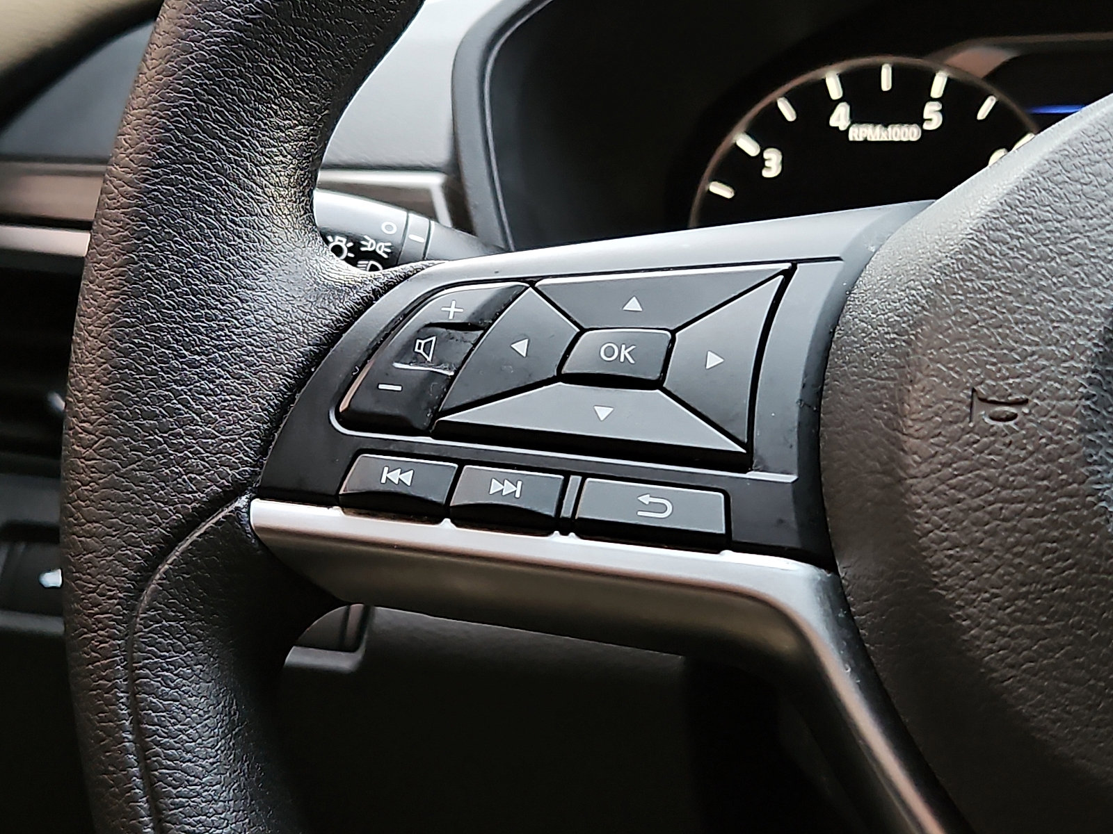 Certified 2023 Nissan Altima 2.5 SV image 19