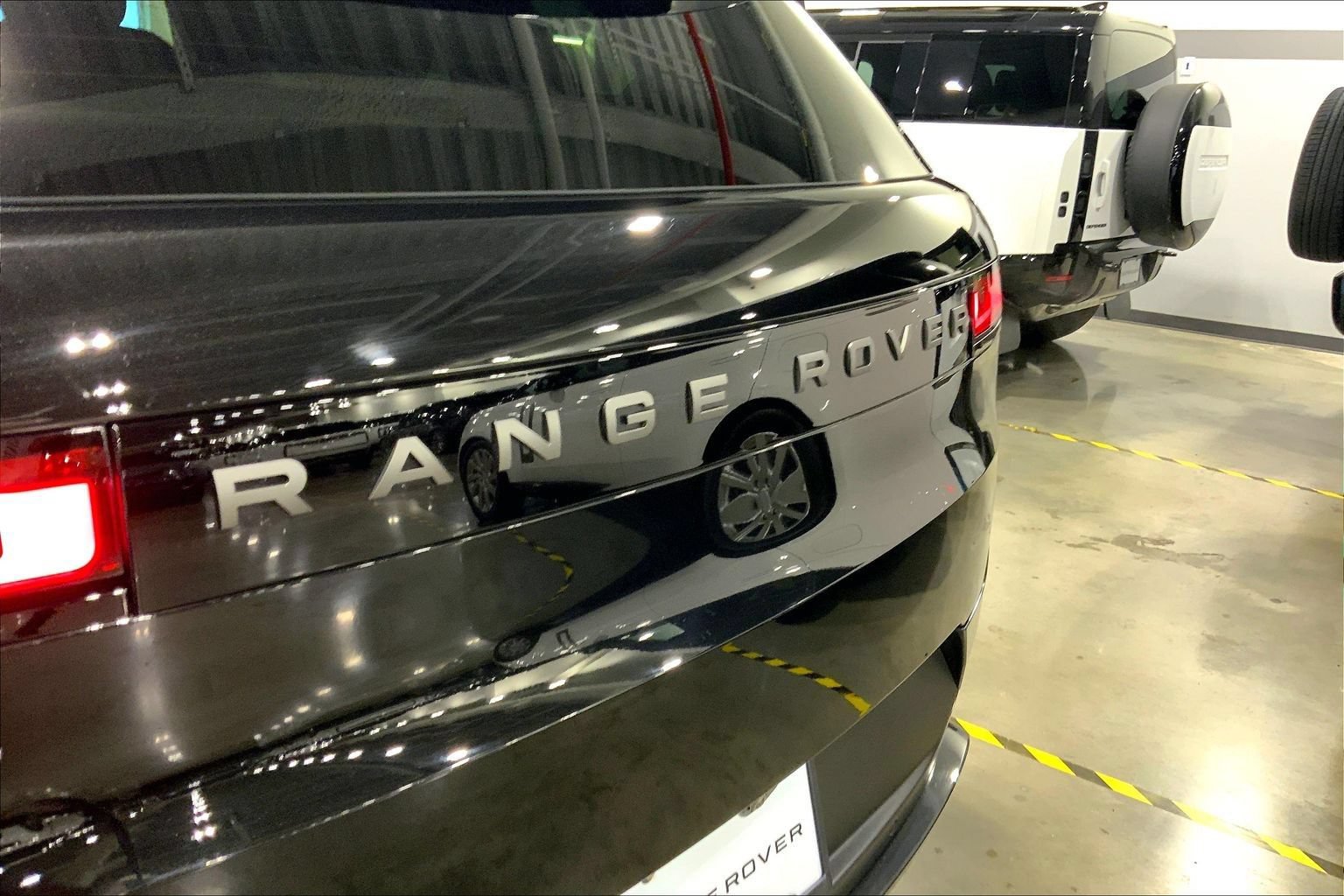 Certified 2026 Land Rover Range Rover Sport SE AWD/4WD image 31