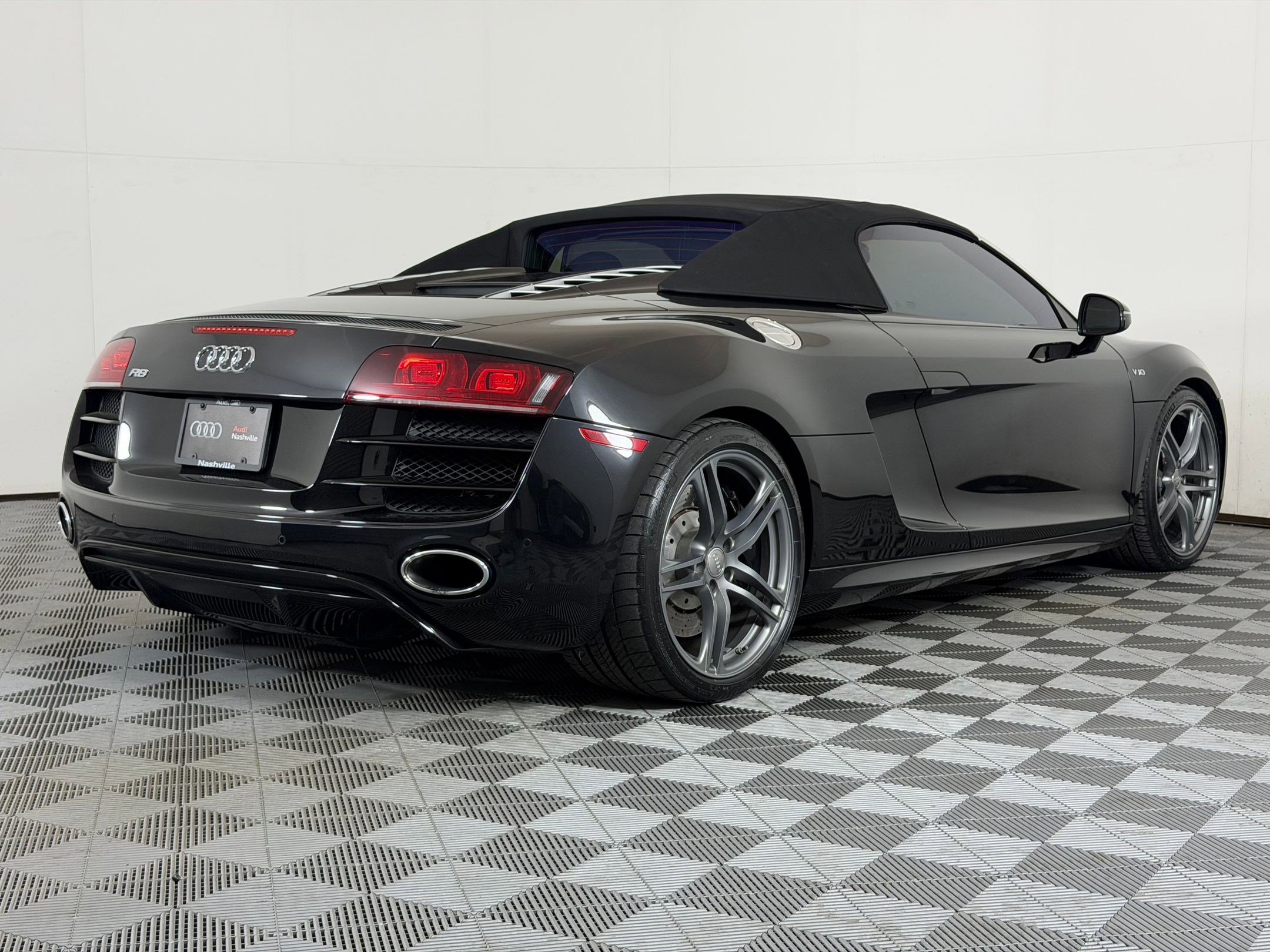 Used 2012 Audi R8 V10 AWD/4WD image 9