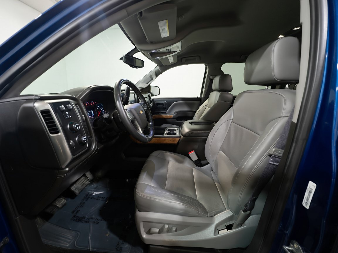 Used 2017 Chevrolet Silverado 1500 LTZ w/ Sport Package AWD/4WD image 16