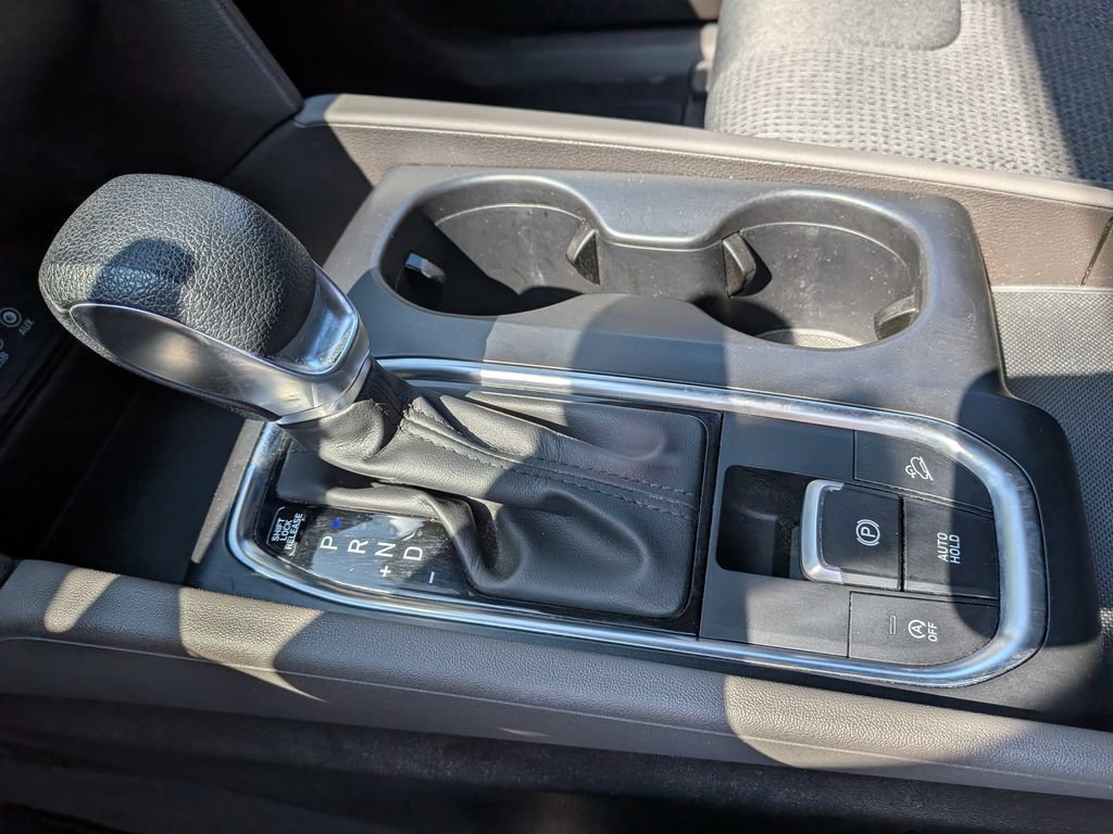 Used 2019 Hyundai Santa Fe SE AWD/4WD image 15