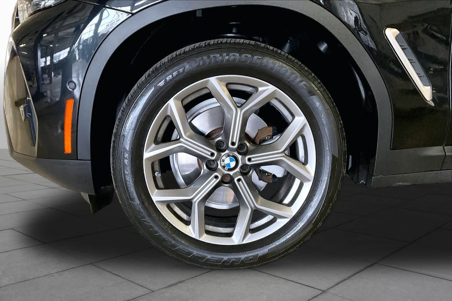 Used 2024 BMW X3 xDrive30i w/ Premium Package AWD/4WD image 10