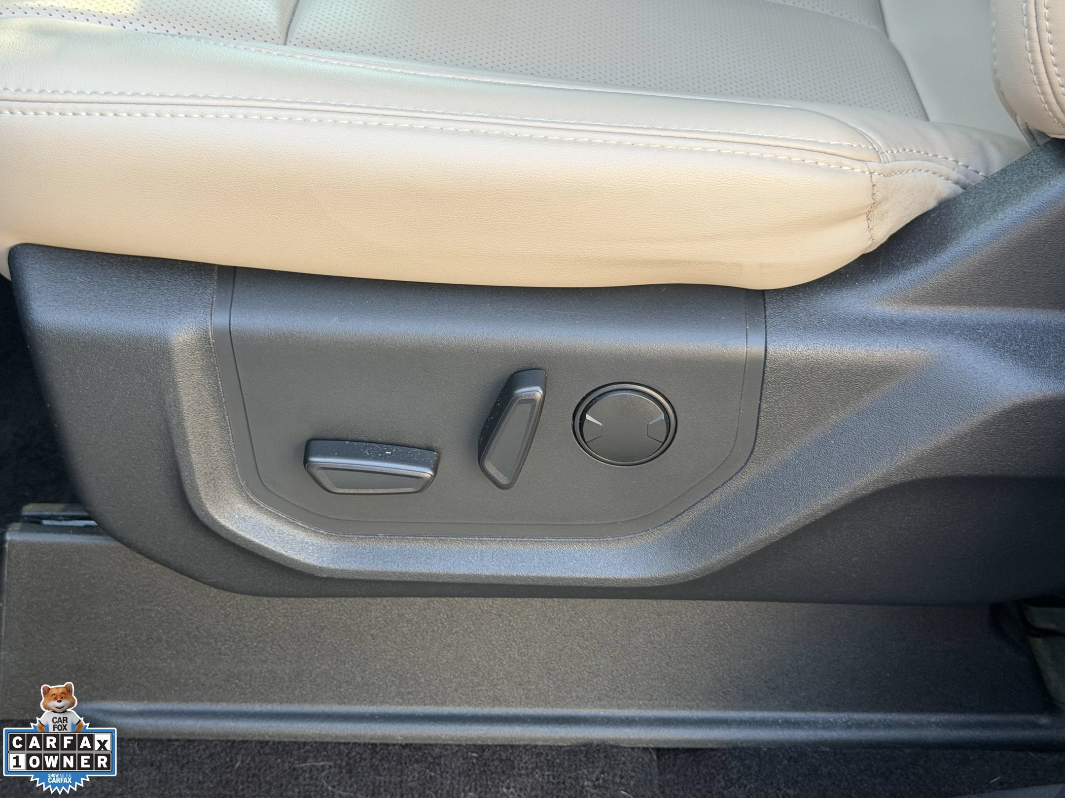 Used 2023 Ford Expedition XLT RWD image 24