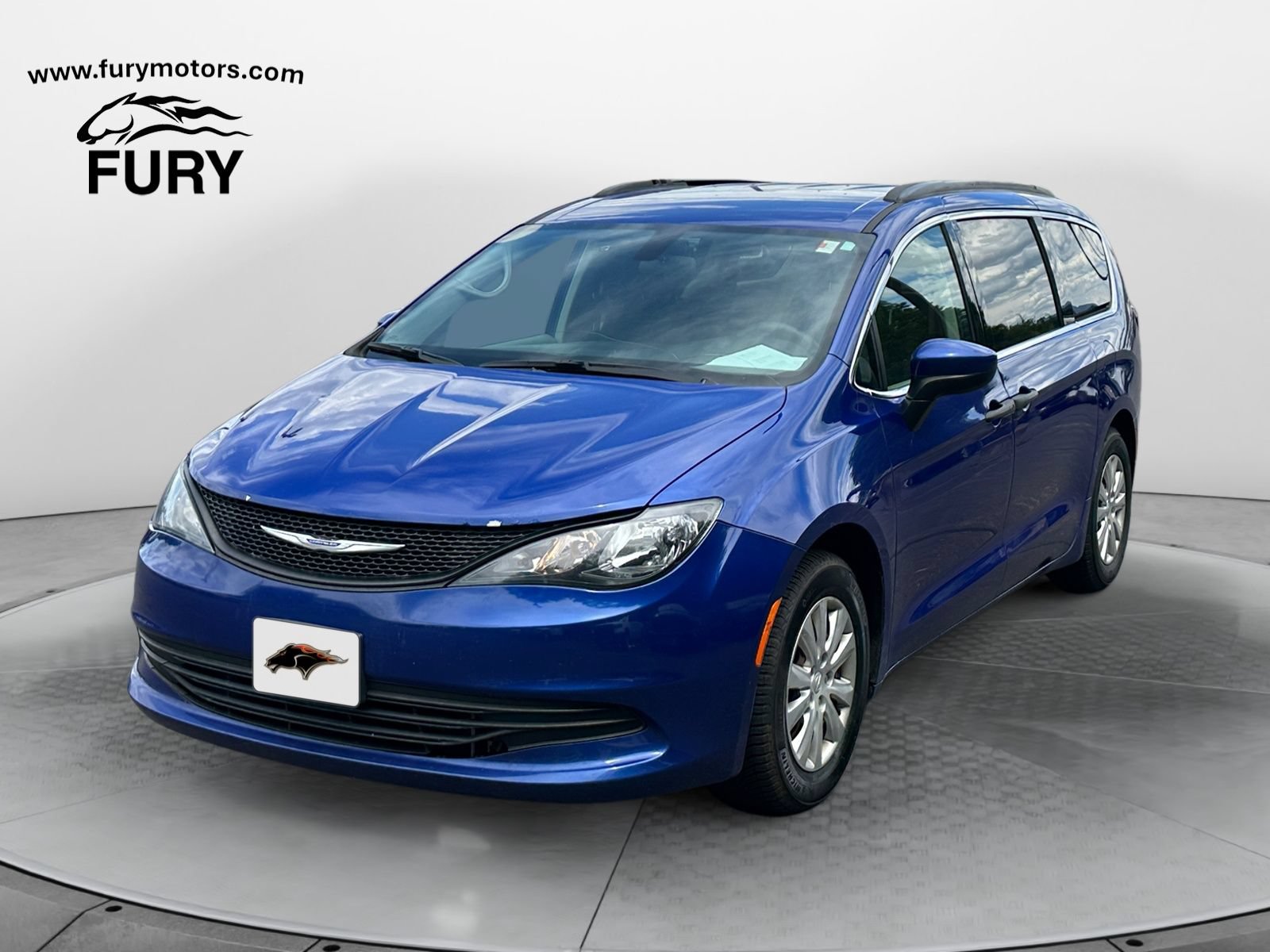 Used 2019 Chrysler Pacifica L FWD image 7