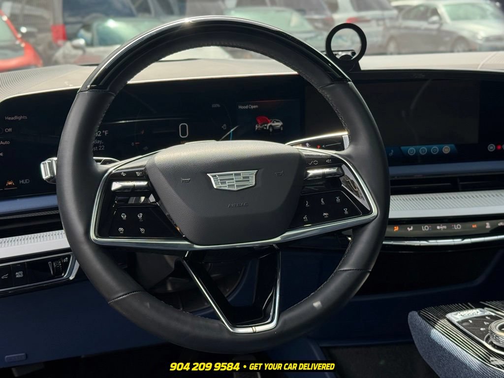 Used 2025 Cadillac Optiq Sport 2 AWD/4WD image 19