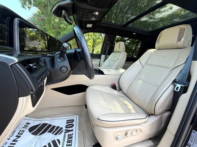 Used 2023 Cadillac Escalade ESV Premium Luxury AWD/4WD image 70