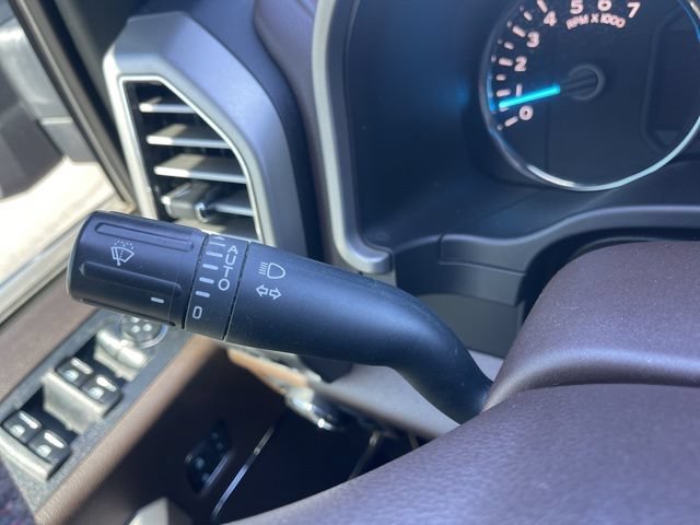 Used 2019 Ford F150 King Ranch w/ Equipment Group 601A Luxury AWD/4WD image 23