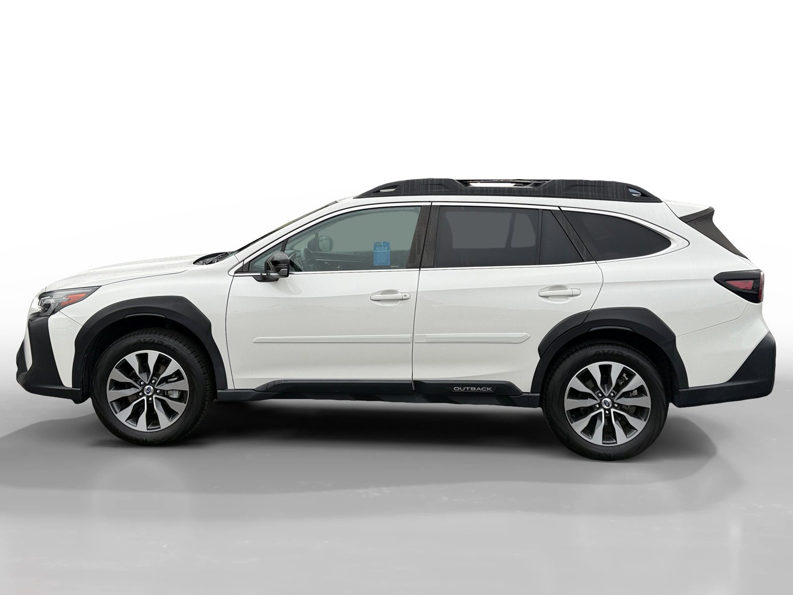 Used 2023 Subaru Outback Limited XT image 2