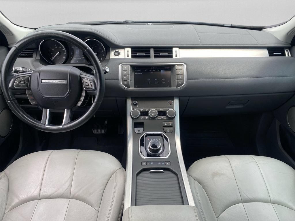 Used 2017 Land Rover Range Rover Evoque SE AWD/4WD image 14