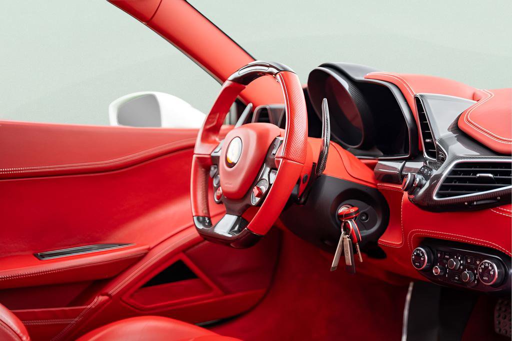 Used 2014 Ferrari 458 Spider RWD image 35