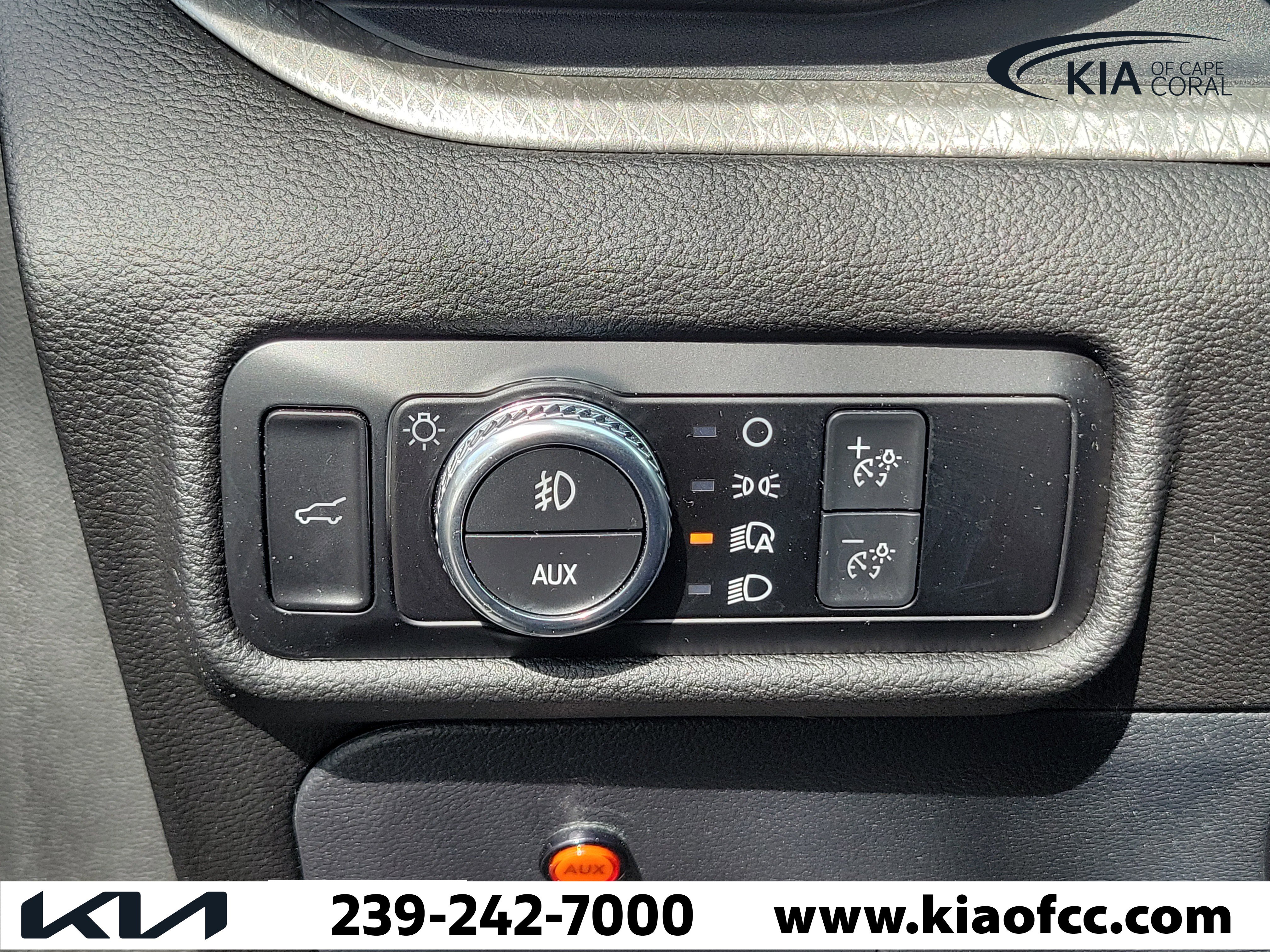 Used 2022 Ford Explorer Timberline w/ Timberline Technology Package AWD/4WD image 25