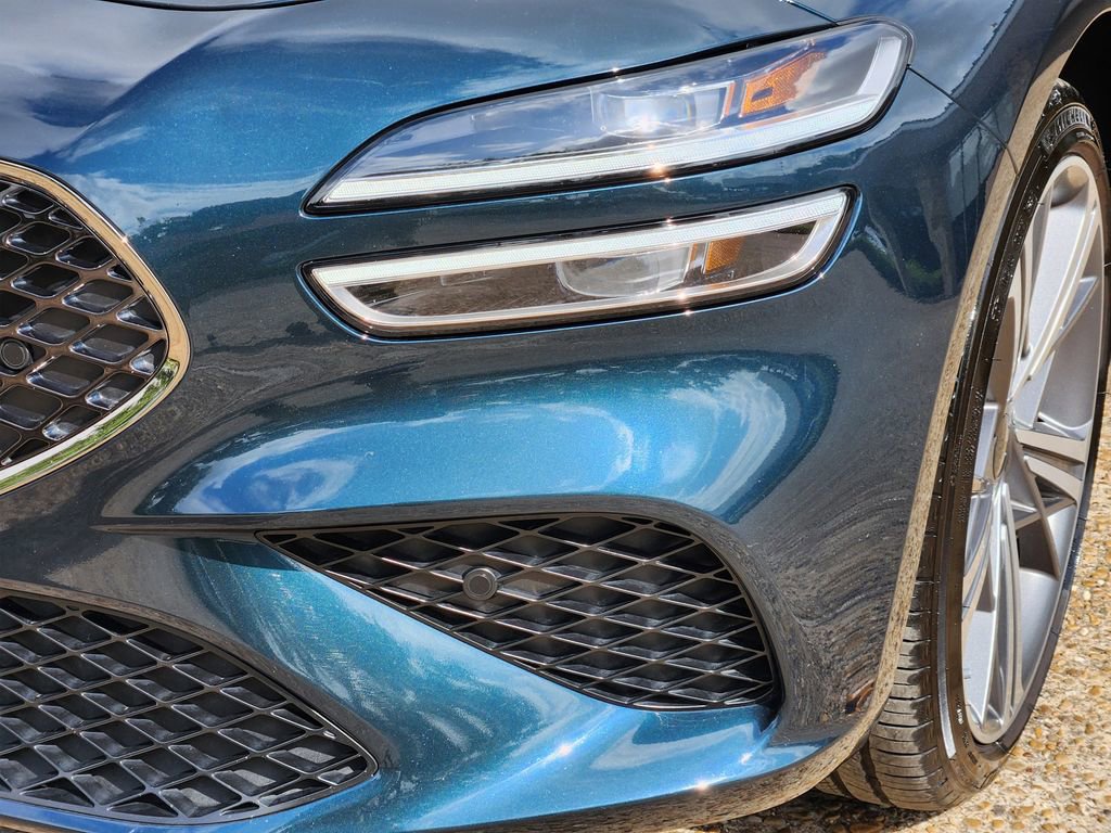 Used 2025 Genesis G70 2.5T w/ Sport Prestige Package image 8