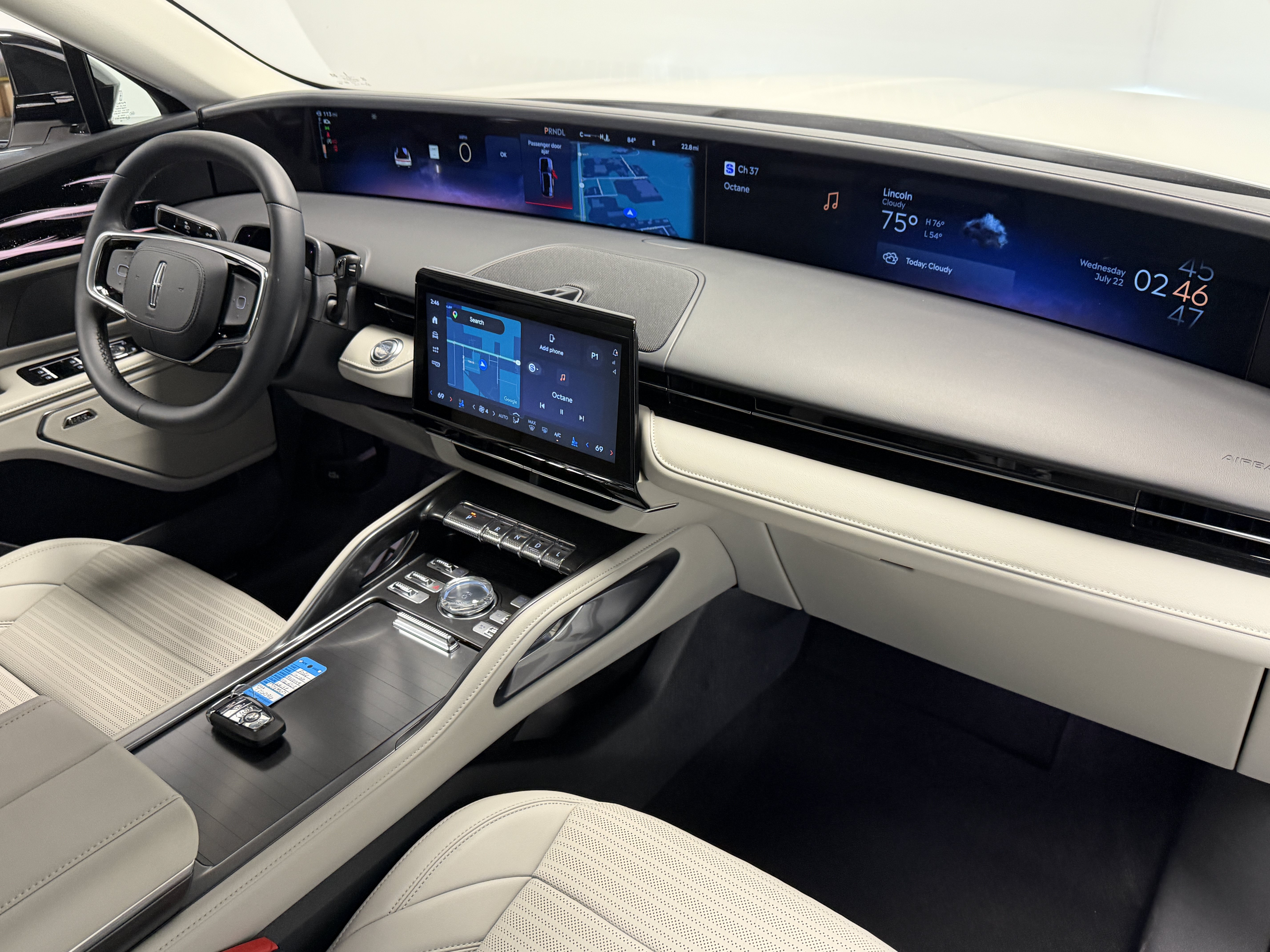 New 2026 Lincoln Nautilus Reserve AWD/4WD image 21