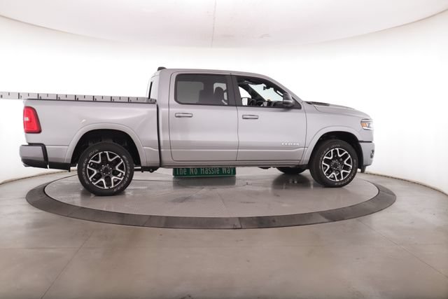 Used 2025 RAM 1500 Laramie w/ Sport Appearance Package AWD/4WD image 7