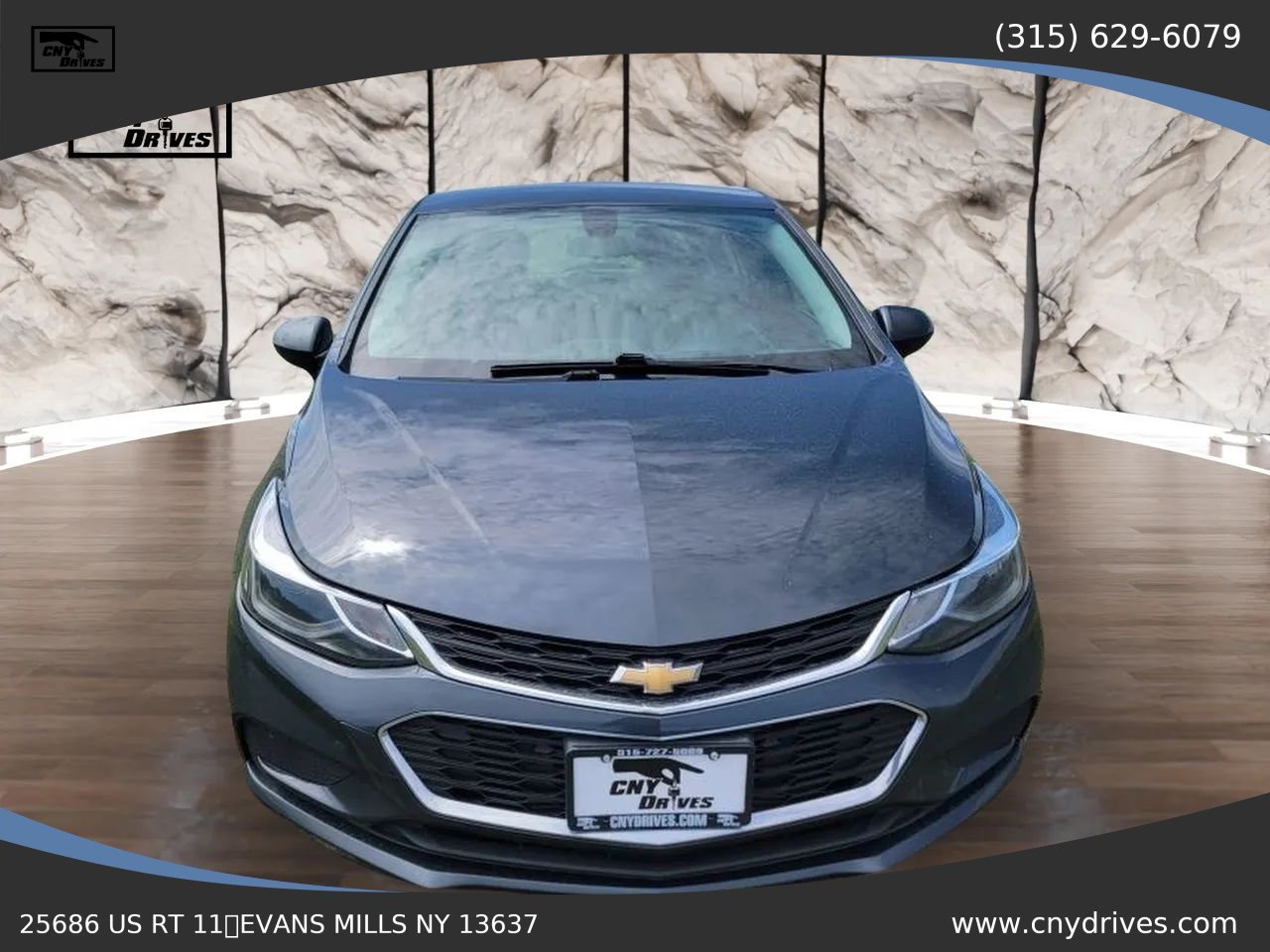 Used 2018 Chevrolet Cruze LT w/ Convenience Package FWD image 2