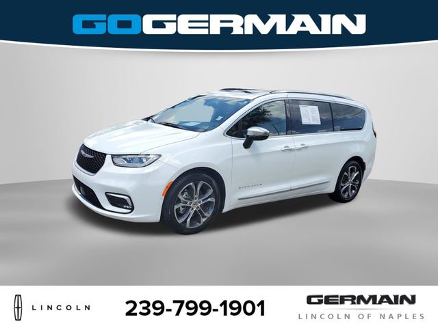 Used 2023 Chrysler Pacifica Pinnacle FWD image 10