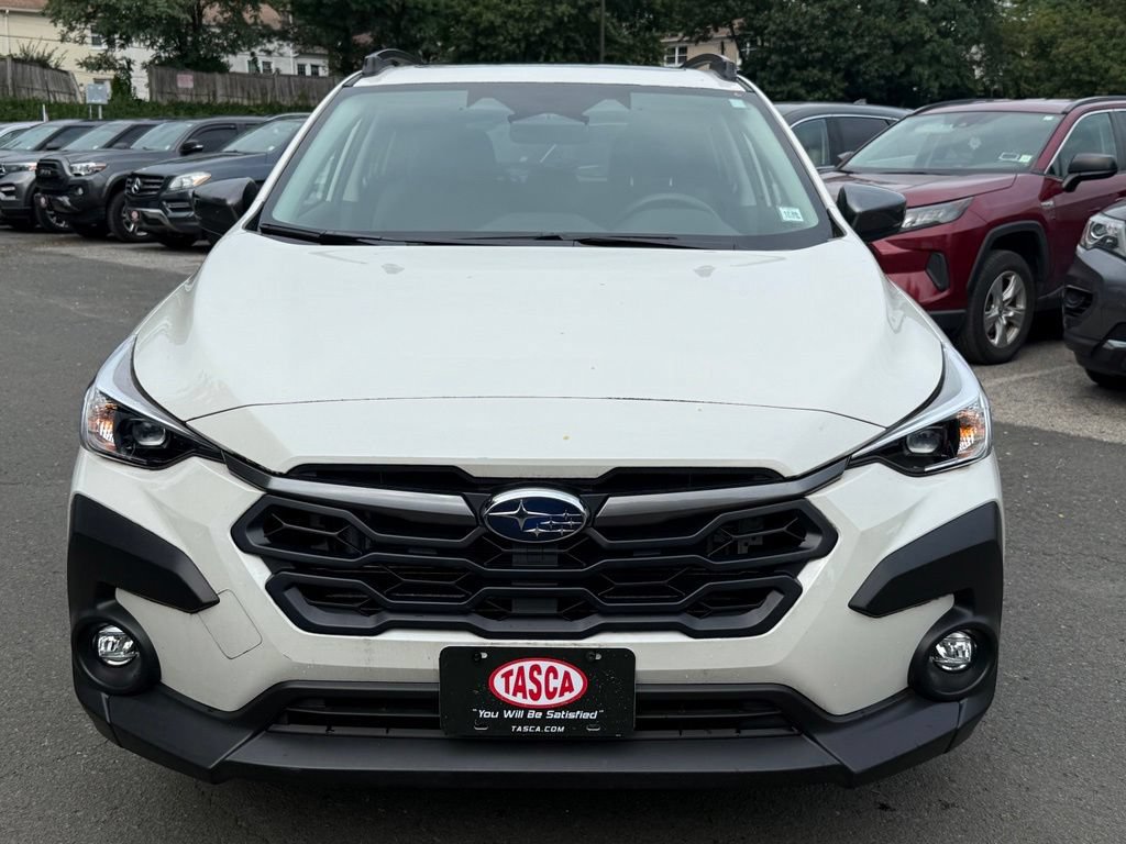 Used 2024 Subaru Crosstrek 2.0i Premium AWD/4WD image 3