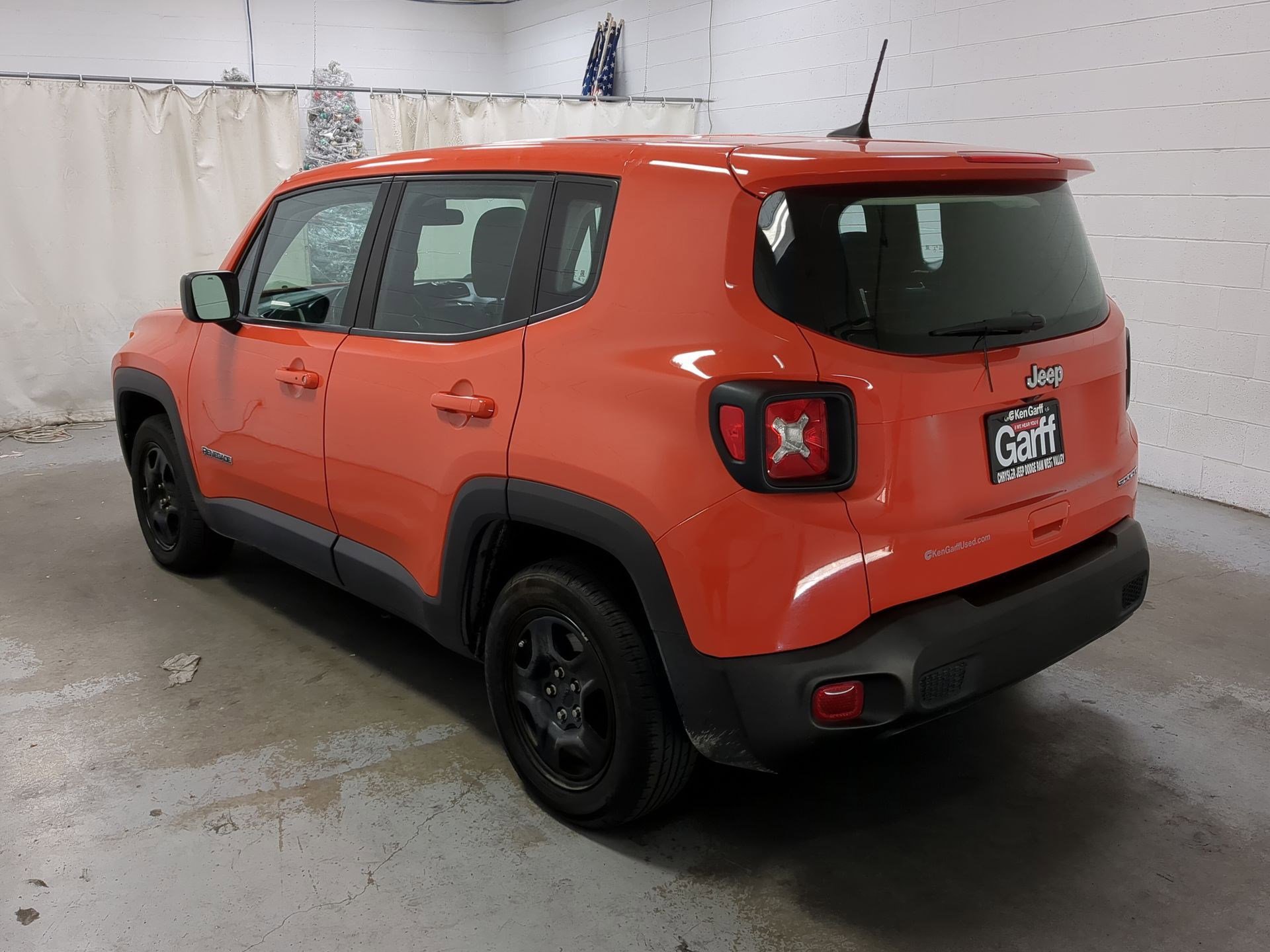Used 2019 Jeep Renegade Sport w/ UConnect 7.0 Group image 8