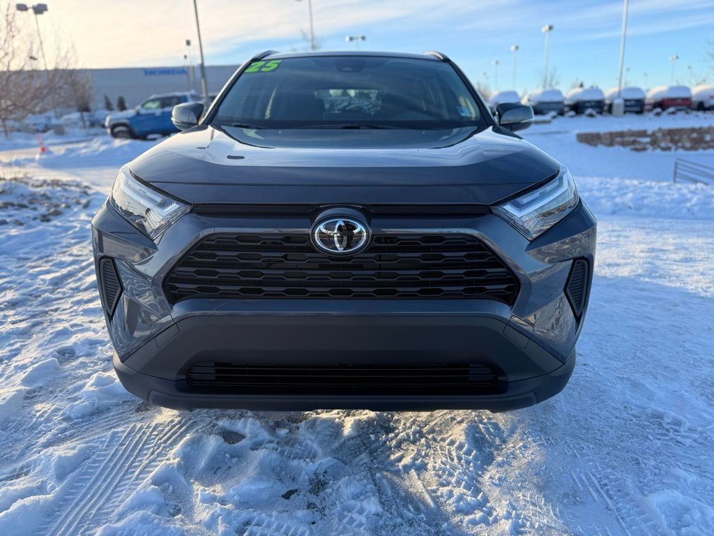 Used 2025 Toyota RAV4 XLE image 2