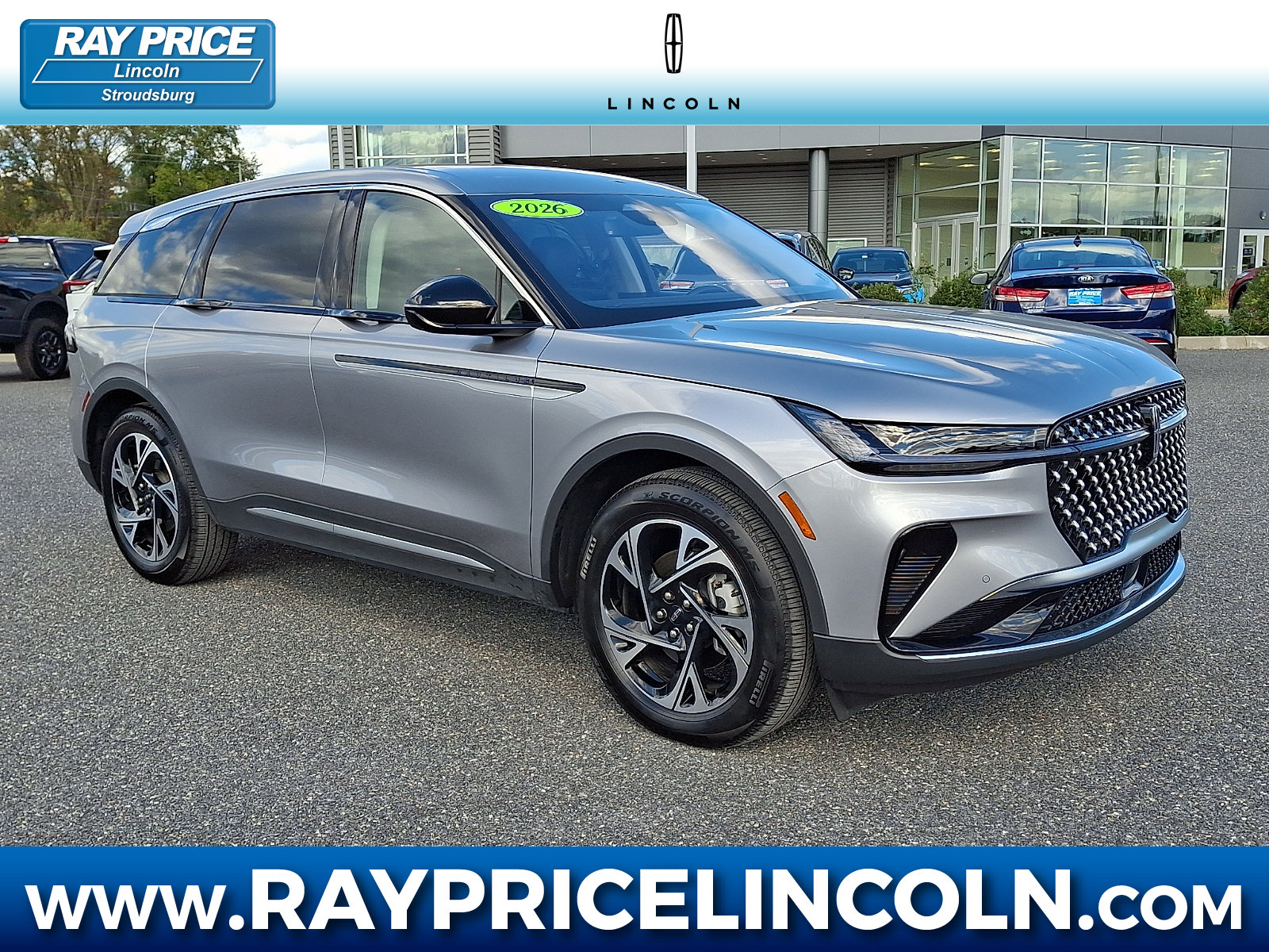 Used 2026 Lincoln Nautilus Premier AWD/4WD image 1