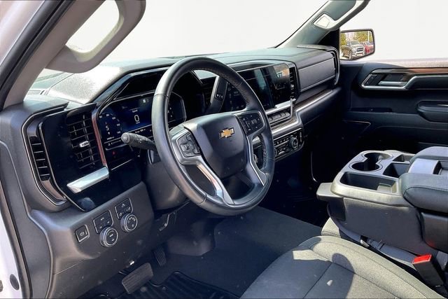 Used 2023 Chevrolet Silverado 1500 LT image 12