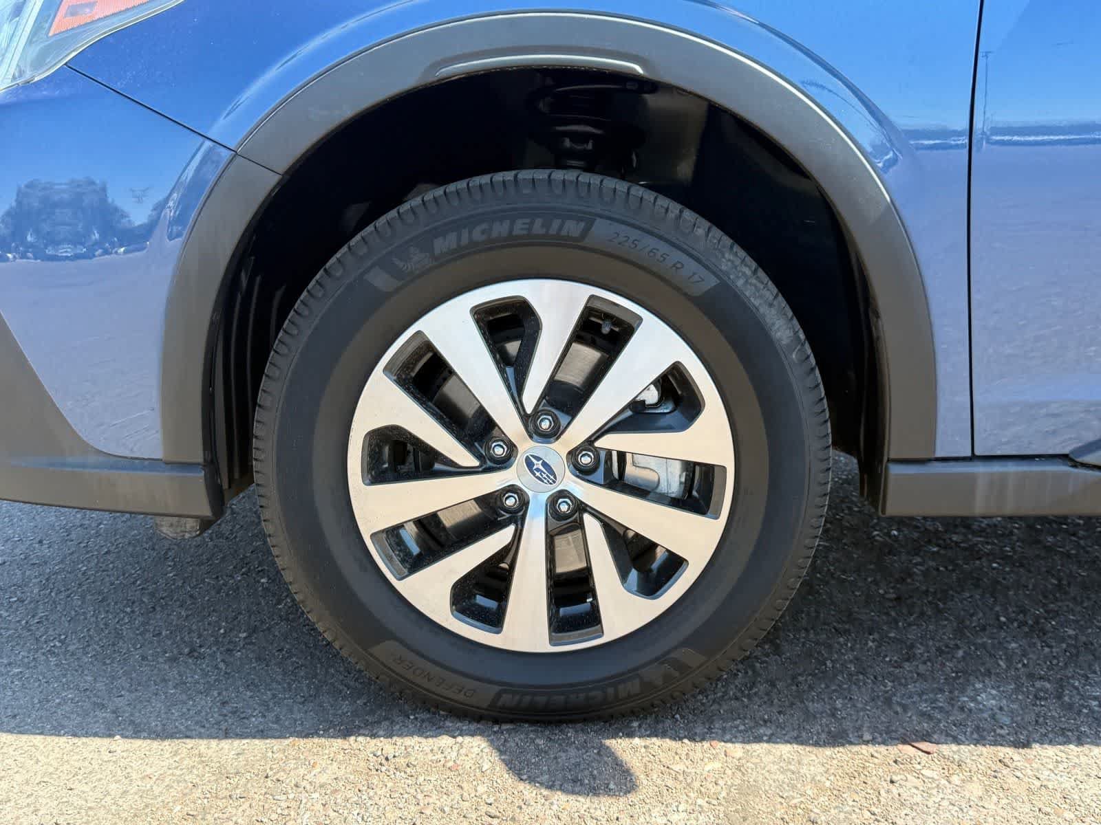 Used 2022 Subaru Outback Premium AWD/4WD image 11