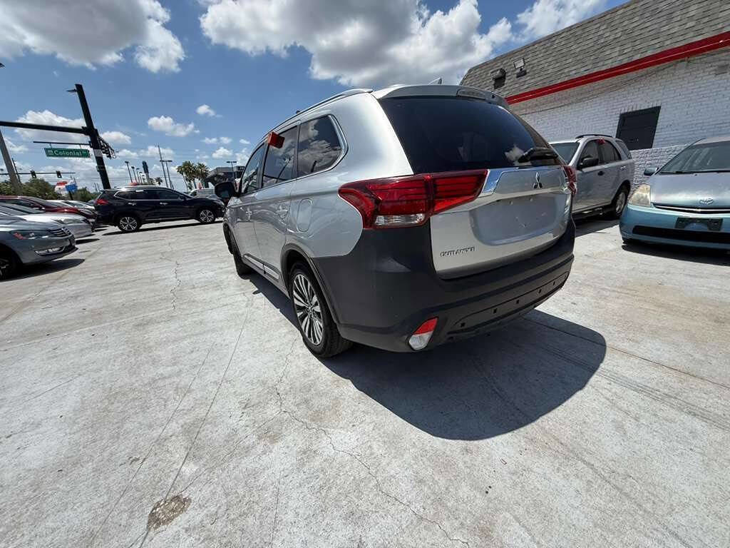 Used 2020 Mitsubishi Outlander SEL FWD image 5