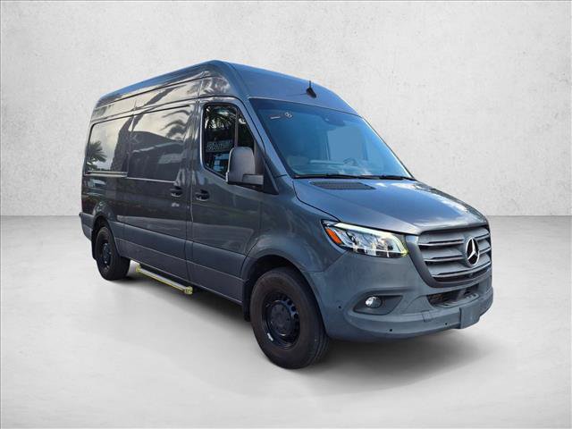 Used 2023 Mercedes-Benz Sprinter 2500 image 3