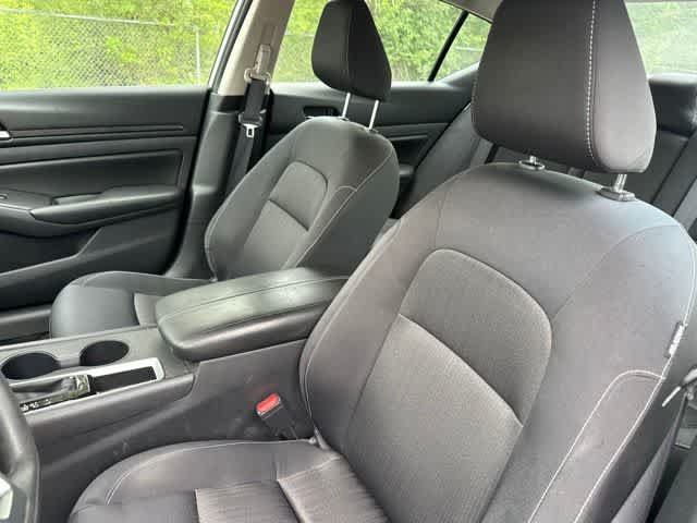 Used 2022 Nissan Altima 2.5 S FWD image 3