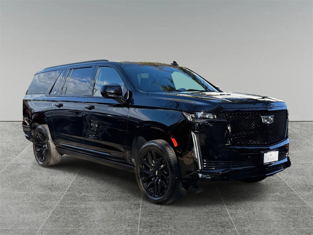 Used 2024 Cadillac Escalade ESV Sport Platinum w/ LPO, ONYX Package image 9