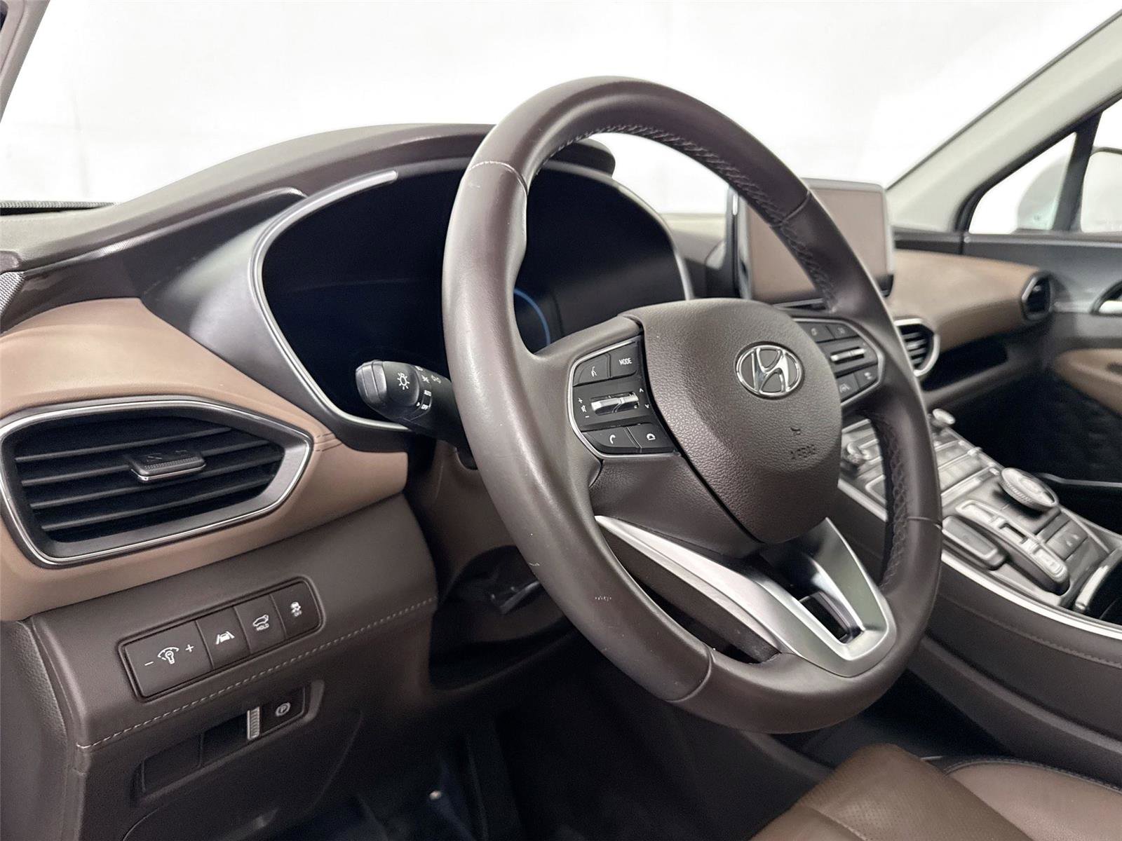 Used 2022 Hyundai Santa Fe SEL Premium AWD/4WD image 4