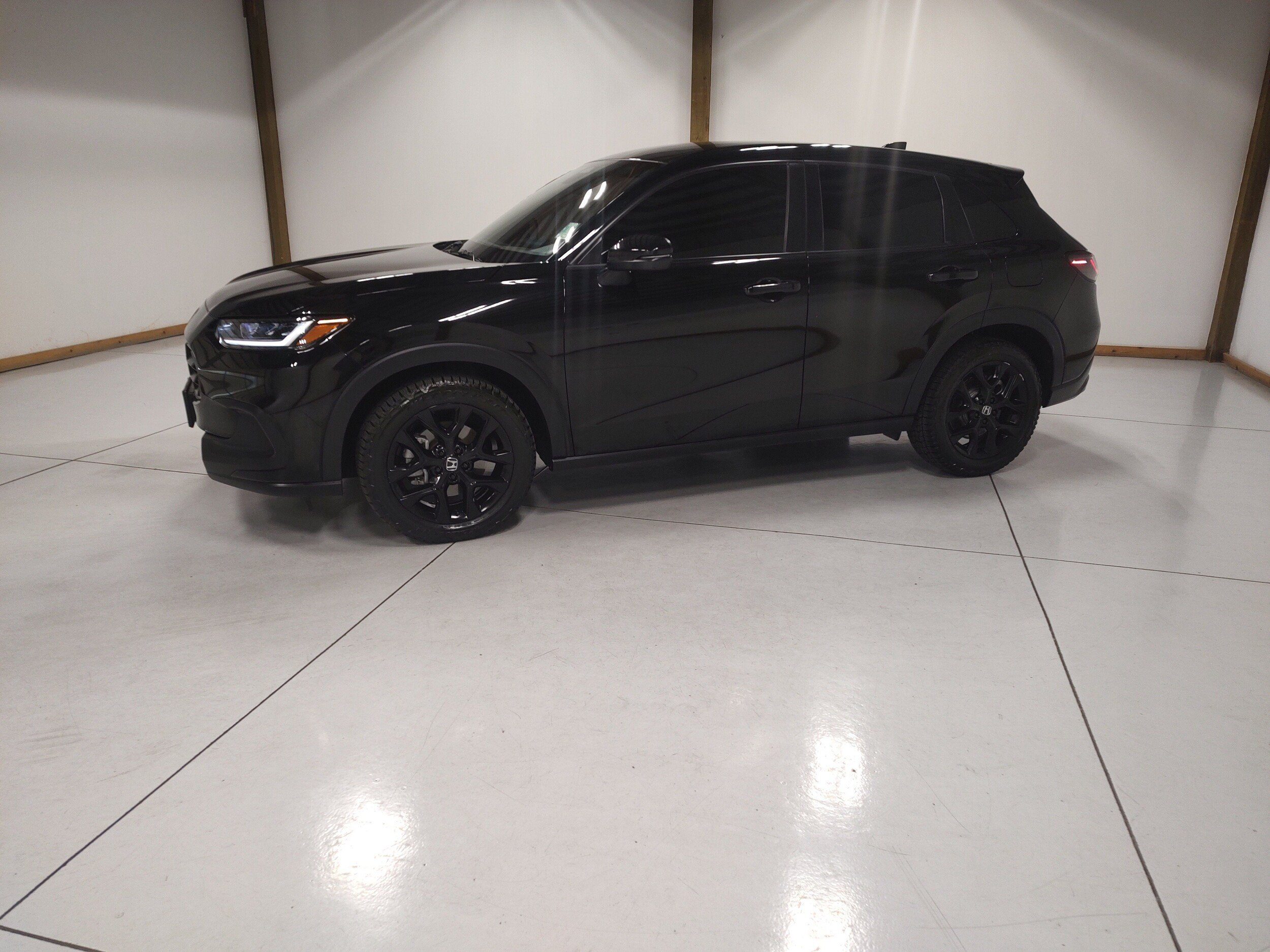 Used 2024 Honda HR-V Sport image 4