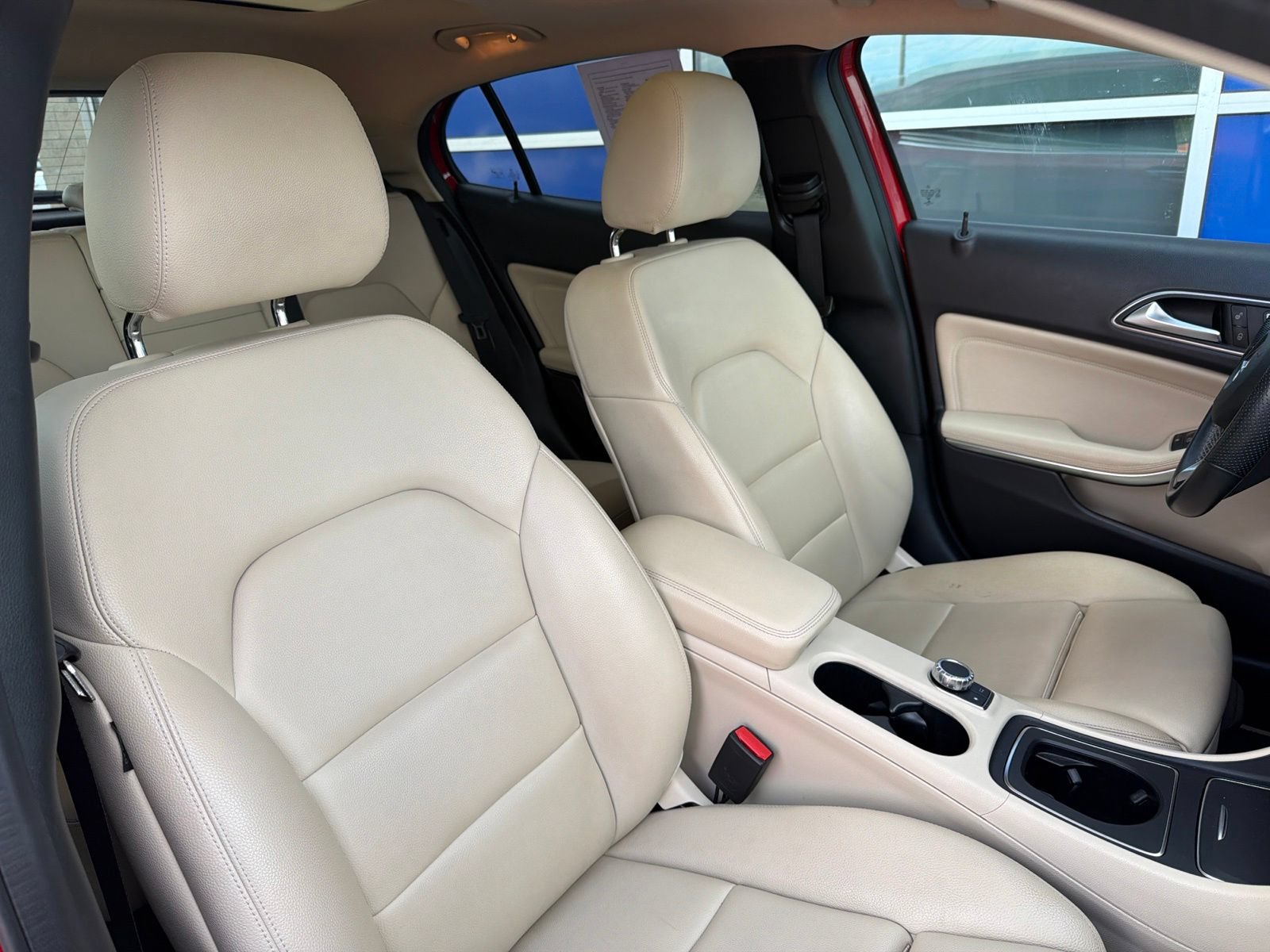 Used 2019 Mercedes-Benz GLA 250 4MATIC image 26
