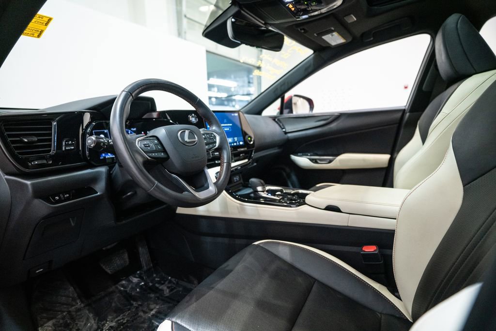 Used 2023 Lexus NX 350 AWD image 4
