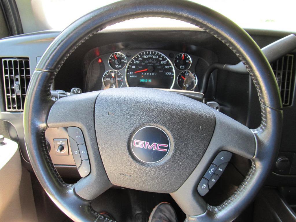 Used 2022 GMC Savana 3500 Extended w/ Driver Convenience Package image 43