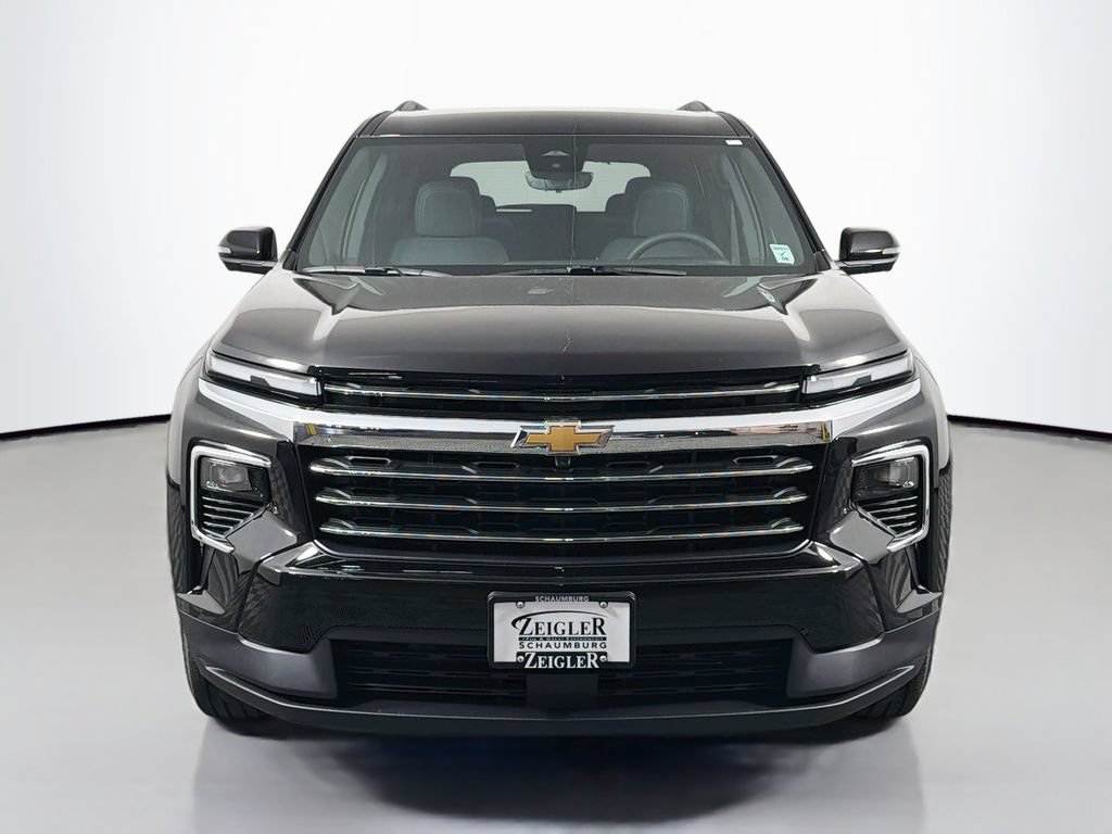 New 2026 Chevrolet Traverse LT w/ Driver Confidence Package AWD/4WD image 2