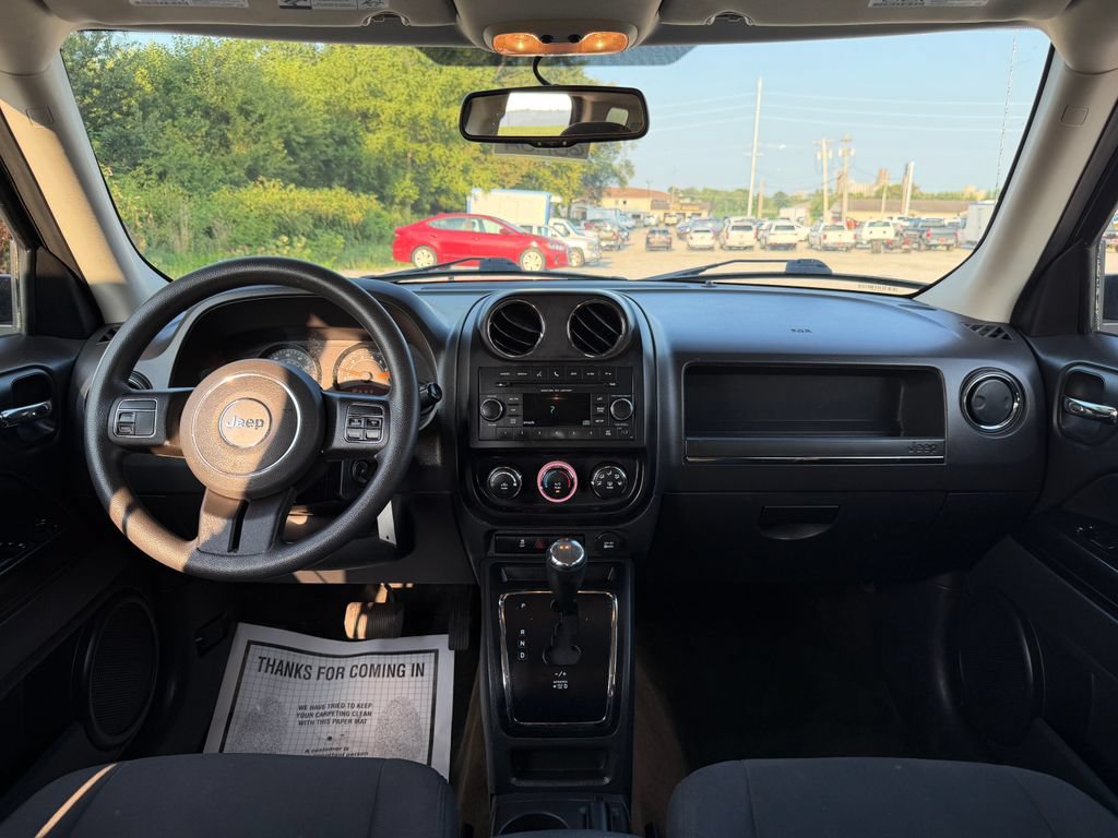 Used 2016 Jeep Patriot Sport w/ Power Value Group AWD/4WD image 34