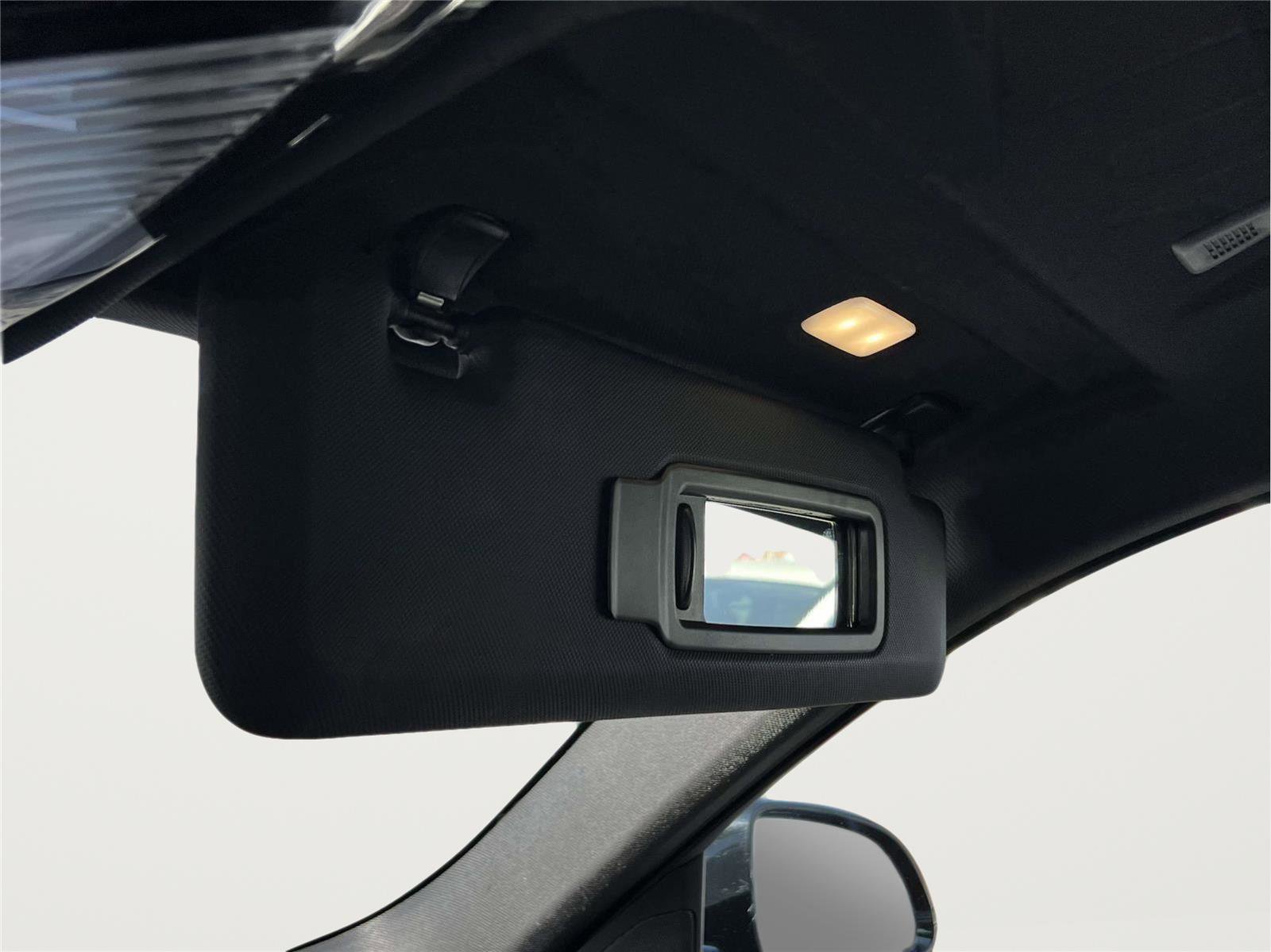 Used 2022 BMW X6 xDrive40i w/ Executive Package image 34