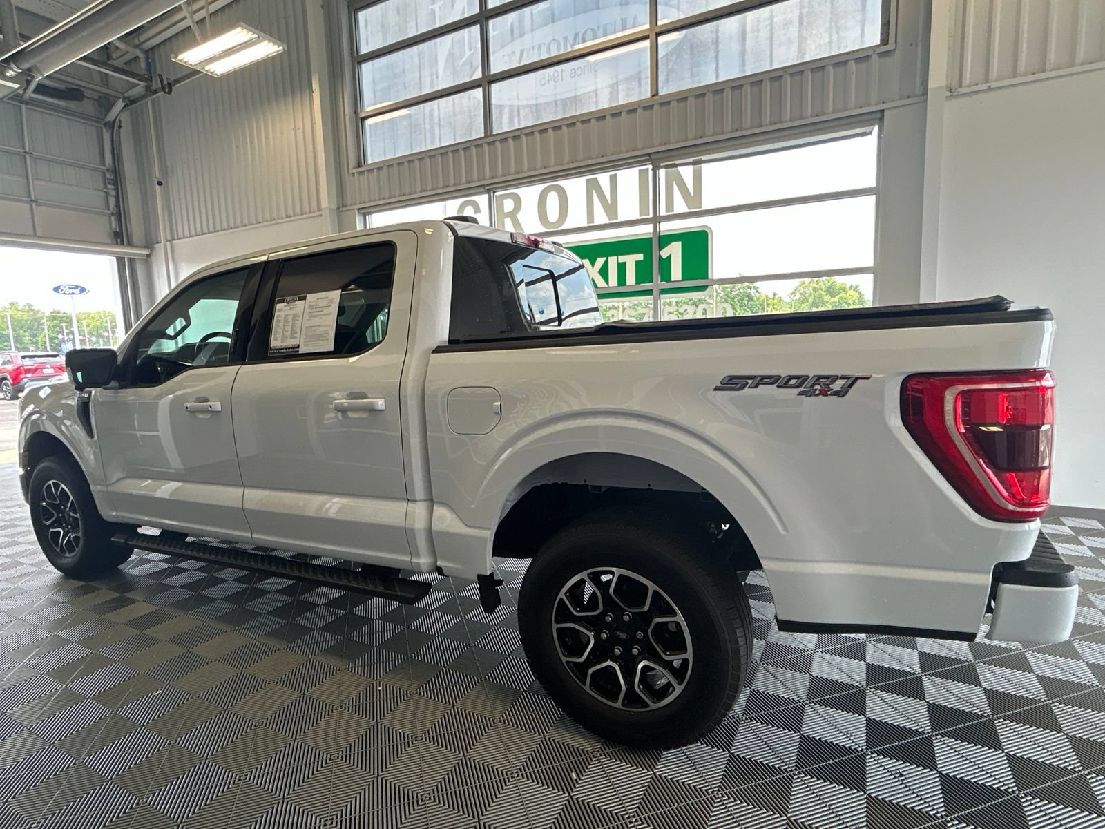 Used 2023 Ford F150 XLT w/ Equipment Group 302A High AWD/4WD image 4