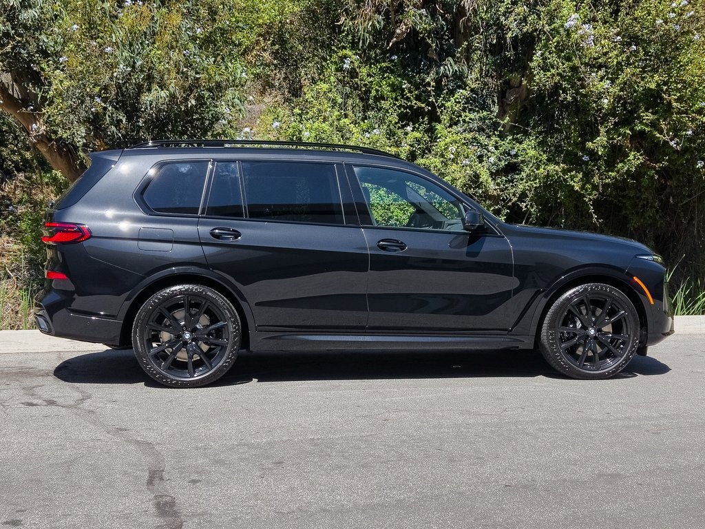 New 2026 BMW X7 xDrive40i w/ M Sport Package image 4
