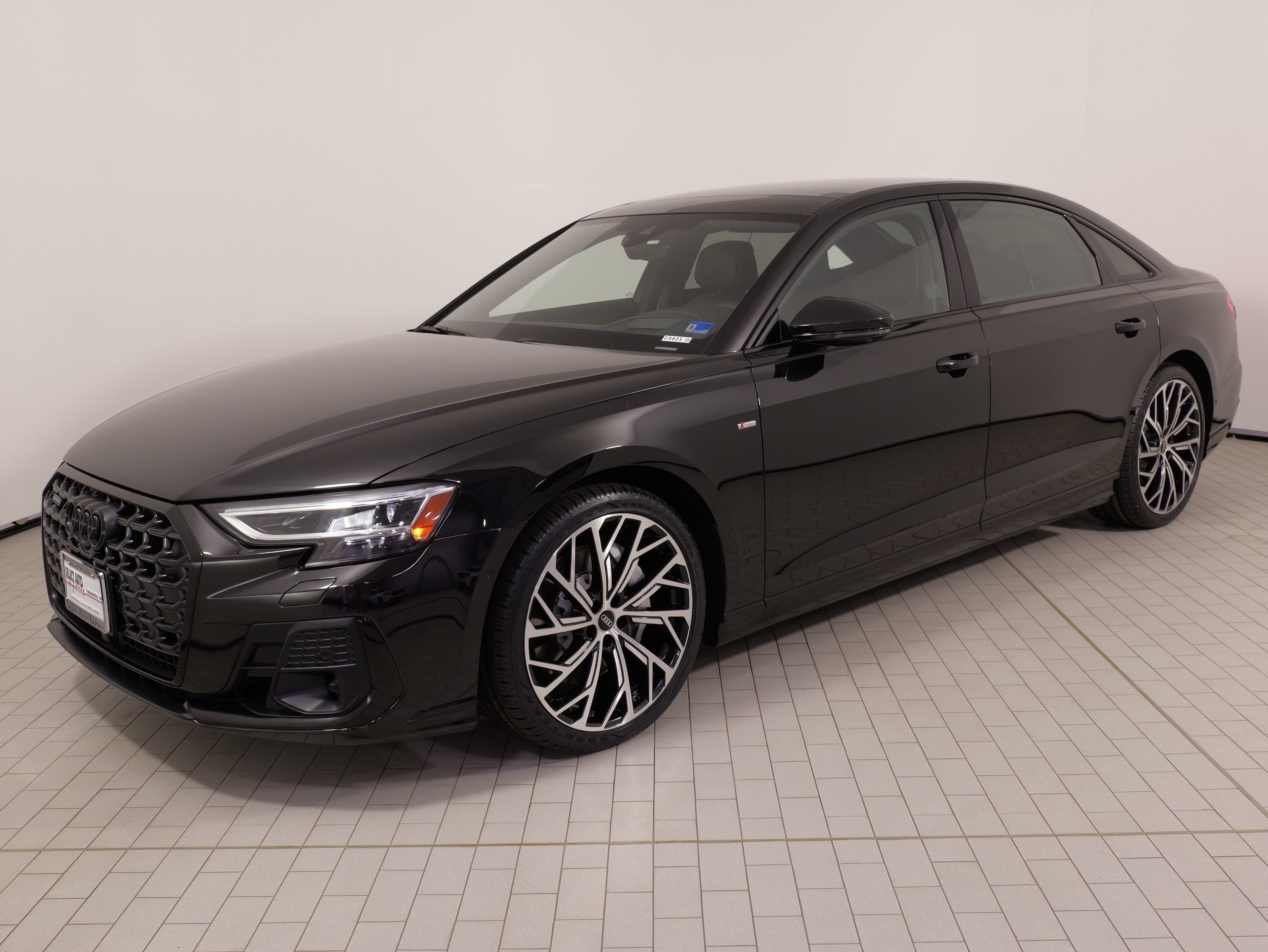 Used 2022 Audi A8 L 3.0T w/ Executive Package AWD/4WD image 3